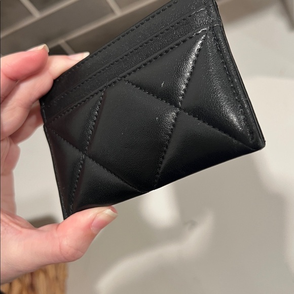 CHANEL Lambskin Quilted Chanel 19 Card Holder in Black - Picture 16 of 17